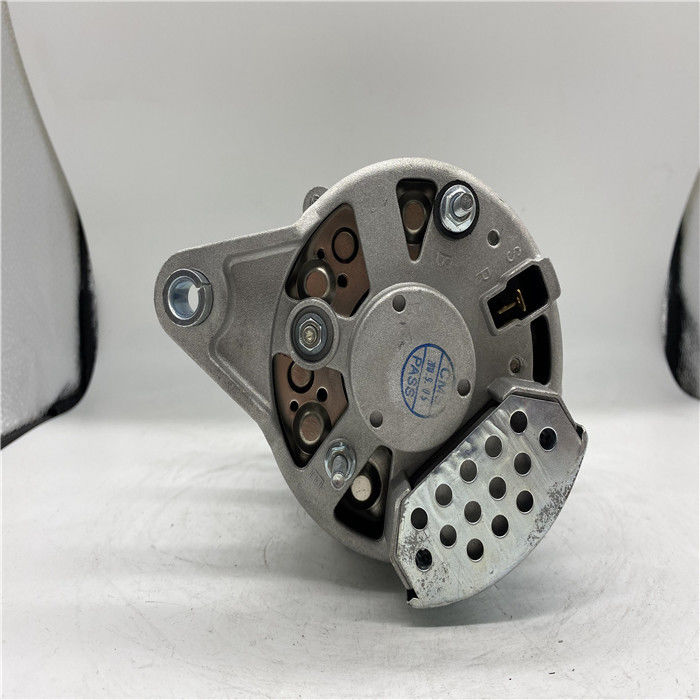 600-861-3610 alternatore per escavatore 24V 30A adatto per 4D95L PC60-8 70-8 PC110-7-8 PC130-7-8