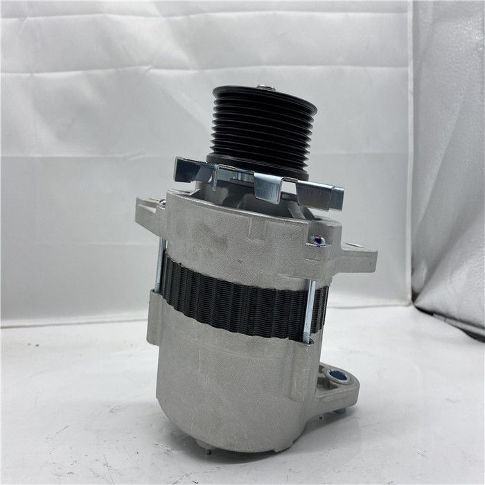 600-861-2110 Alternatore per escavatore 4D102 PC75UU-3 PC7500-3 Alternatore per motore diesel