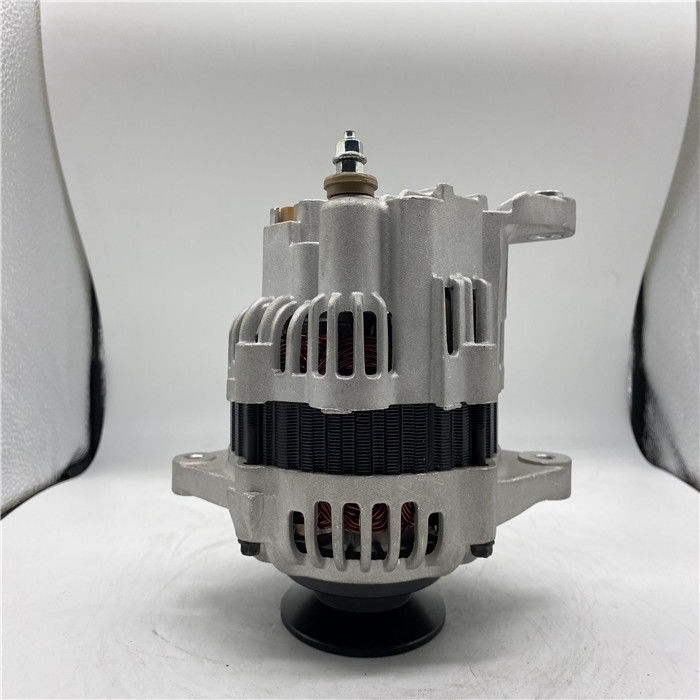 8-97182289-2 A2TA8383 Alternatore di auto Diesel 4JG1 Parti motore 24V 45A Hitachi Zax70